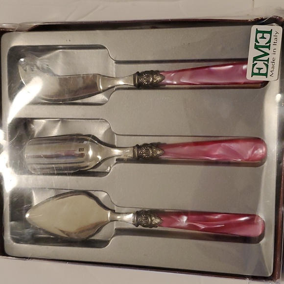 Three Piece Cheese Serving Set - Picture 1 of 3